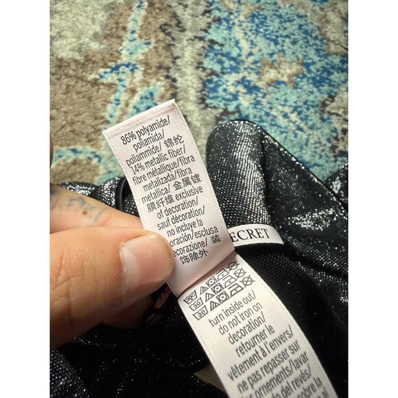 VS Pj Set - Picture 4 of 6